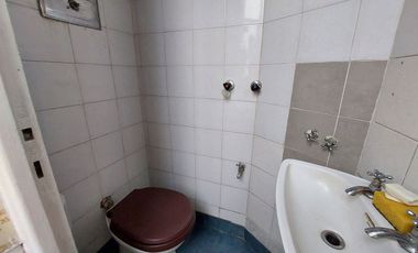 VENTA 4 AMBIENTES c/BALCÓN FRENTE 1°Piso TIPO CASA