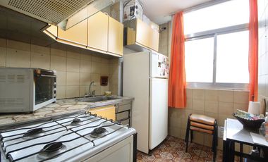 VENTA 4 AMBIENTES c/BALCÓN FRENTE 1°Piso TIPO CASA