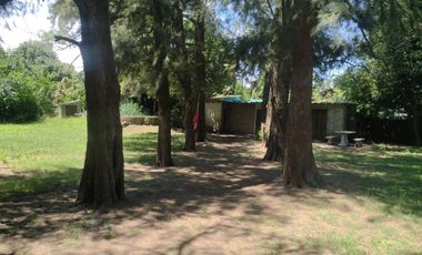 Venta terreno amplio con mejoras Luis Guillón