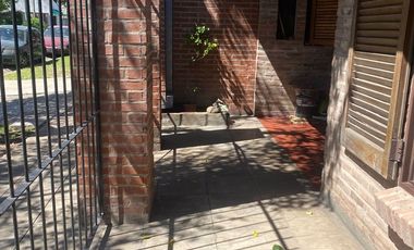 VENTA CASA 5 AMBIENTES DON TORCUATO BARRIO COLCAS