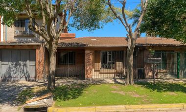 VENTA CASA 5 AMBIENTES DON TORCUATO BARRIO COLCAS