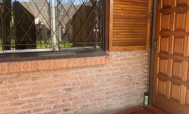 VENTA CASA 5 AMBIENTES DON TORCUATO BARRIO COLCAS