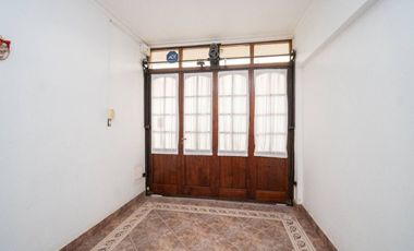 EXCLUSIVA CASA EN VENTA CON QUINCHO Y PILETA