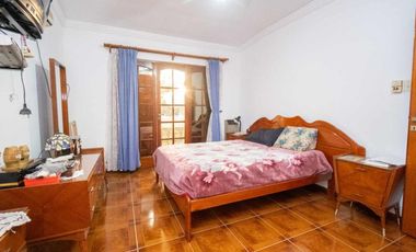 EXCLUSIVA CASA EN VENTA CON QUINCHO Y PILETA