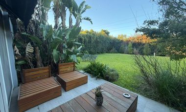 VENTA CASA 7 AMBIENTES LA LOMADA