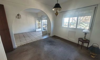 ALQUILER SEMIPISO 4 AMB RAMOS MEJÍA BALCON