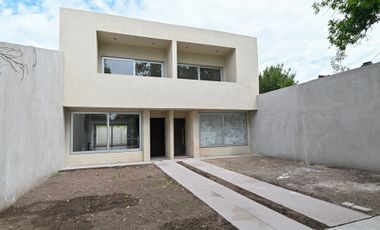 SE VENDE DUPLEX  DOS DORMITORIOS  A ESTRENAR