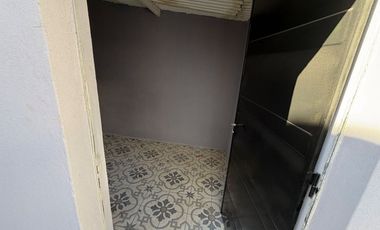 VENTA CASA 2 DORMITORIOS PATIO Y COCHERA