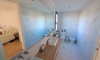 Venta Casa en Greenvile, Barrio D (Villa 4)