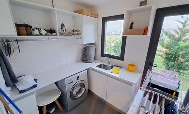 Venta Casa en Greenvile, Barrio D (Villa 4)