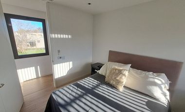Venta Casa en Greenvile, Barrio D (Villa 4)