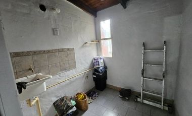 CASA EN ALQUILER DE 3 HABITACIONES PLOTTIER CENTRO