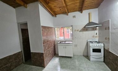 ALQUILER DE LOCAL COMERCIAL - PLOTTIER CENTRO