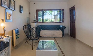 CASA 4 DORMITORIOS EN VENTA , CITY BELL.