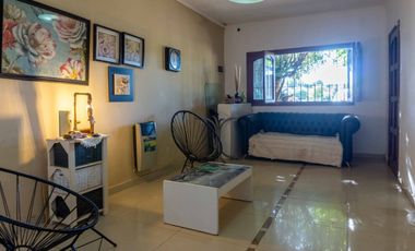 CASA 4 DORMITORIOS EN VENTA , CITY BELL.