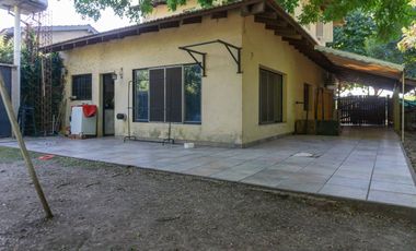 CASA 4 DORMITORIOS EN VENTA , CITY BELL.