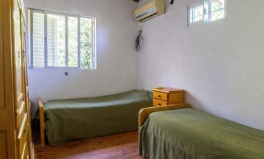 CASA 4 DORMITORIOS EN VENTA , CITY BELL.