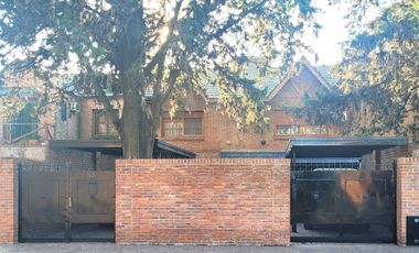 CASA EN VENTA DON TORCUATO - 5 AMB + QUINCHO 4 AMB