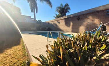 CASA EN VENTA DON TORCUATO - 5 AMB + QUINCHO 4 AMB