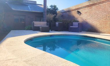 CASA EN VENTA DON TORCUATO - 5 AMB + QUINCHO 4 AMB