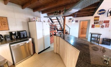 CASA EN VENTA DON TORCUATO - 5 AMB + QUINCHO 4 AMB