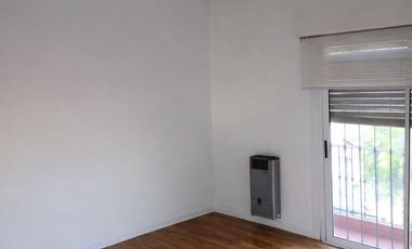Venta Casa tipo dúplex en SA de Padua 5 Amb