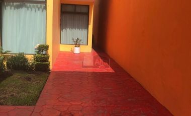 Renta de casa en Metepec, casa ubicada en privada