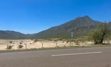 Terreno en Venta con Gran Conectividad sobre Autopista en Lerdo, Durango