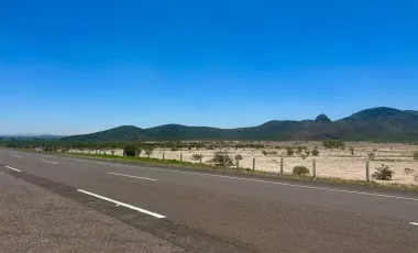Terreno en Venta con Gran Conectividad sobre Autopista en Lerdo, Durango