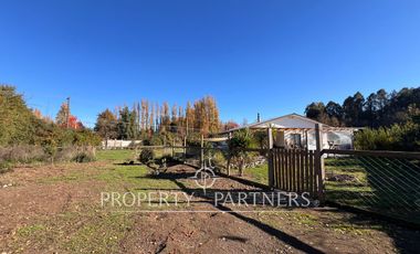 Linda Parcela con 2 casas cercana al colegio Alborada