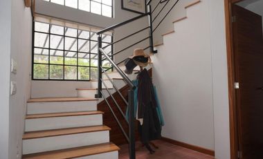 Casa en Venta en Chapalita con Recámara en Planta Baja | Zapopan