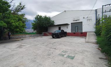 Bodega industrial completamente equipada en Santa Catarina.