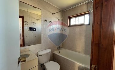 Propiedad Comercial en Avenida Javiera Carrera