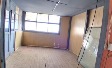 Local Comercial en Arriendo, Carlos Valdovinos 1033, San Miguel.