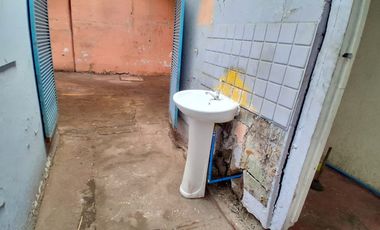 Local Comercial en Arriendo, Carlos Valdovinos 1033, San Miguel.
