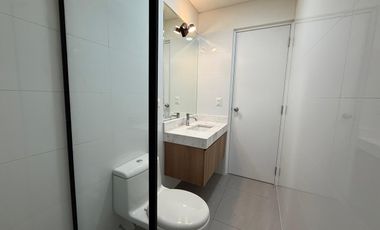 Alquiler De Departamento Semi Amoblado Con Vista Panorámica en San Isidro