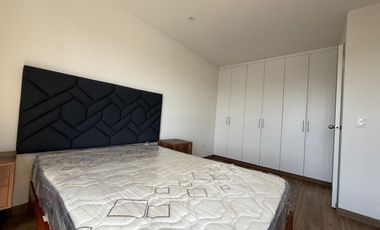 Alquiler De Departamento Semi Amoblado Con Vista Panorámica en San Isidro