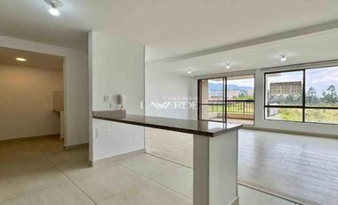 Espectacular Apartamento con vista despejada y natural en Cajicá