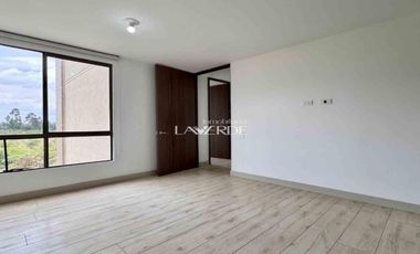 Espectacular Apartamento con vista despejada y natural en Cajicá