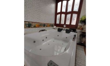 SOLO CONTADO! Casa Unifamiliar De 160 m² Tricentenario Medellin