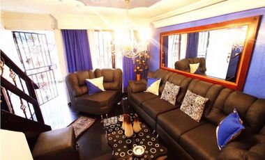 SOLO CONTADO! Casa Unifamiliar De 160 m² Tricentenario Medellin