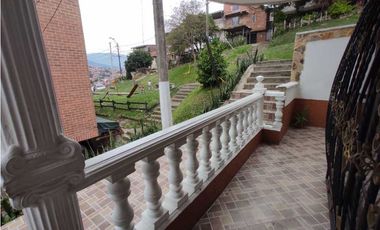 SOLO CONTADO! Casa Unifamiliar De 160 m² Tricentenario Medellin