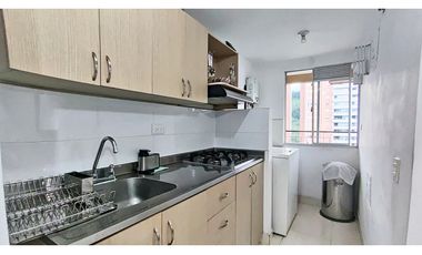 Vendo apto en perfecto estado sector Cañaveralejo Sabaneta piso alto