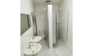 Vendo Edificio de Cuatro Pisos en las Mejoras Publicas - Bucaramanga