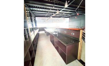 Vendo Edificio de Cuatro Pisos en las Mejoras Publicas - Bucaramanga