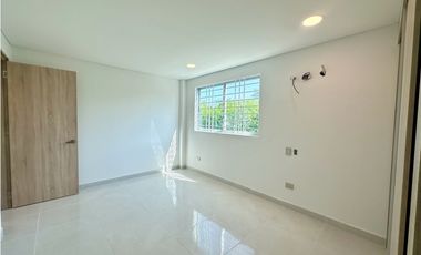 Zona Norte - Venta Casa en Aleros del Country