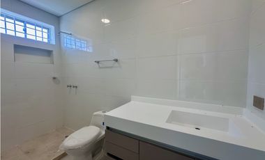 Zona Norte - Venta Casa en Aleros del Country