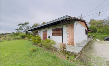 Finca Temática En Marinilla A 20 Min Del Peñol 💰$2.300MM 🌄