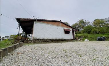Finca Temática En Marinilla A 20 Min Del Peñol 💰$2.300MM 🌄