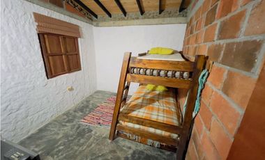 Finca Temática En Marinilla A 20 Min Del Peñol 💰$2.300MM 🌄